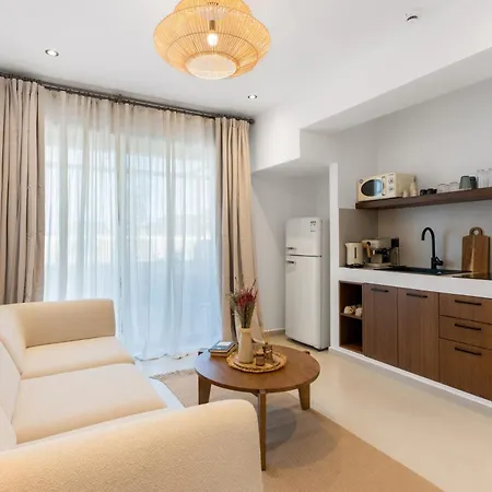 Omni House - 2 Bedroom Garden